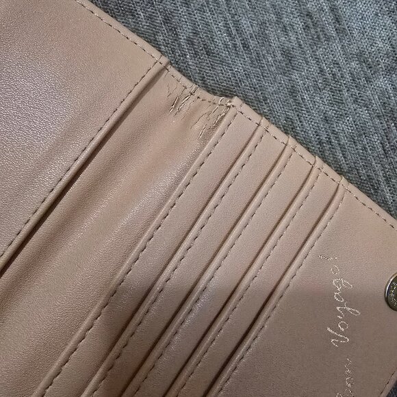 Rose gold passport wallet - Picture 6 of 6